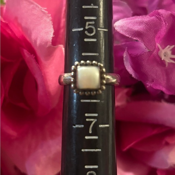 Silpada Mother of Pearl button framed Sterling Silver Ring R1617 - Picture 3 of 15